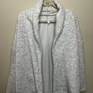 Fabletics Light Gray Open Quilted Cardigan